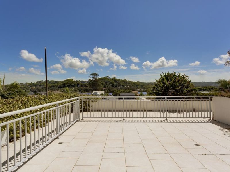 Photo - 8/118-120 Lagoon Street, Narrabeen NSW 2101 - Image 5