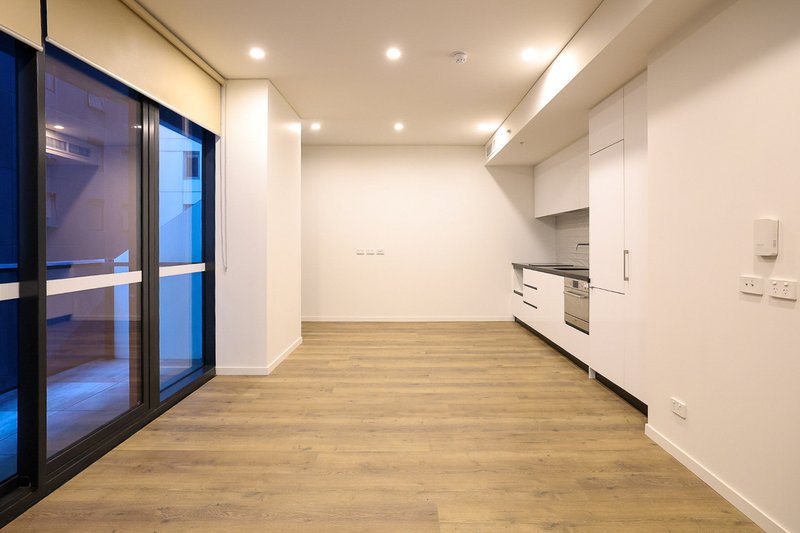Photo - 811A/116 Waymouth Street, Adelaide SA 5000 - Image 3
