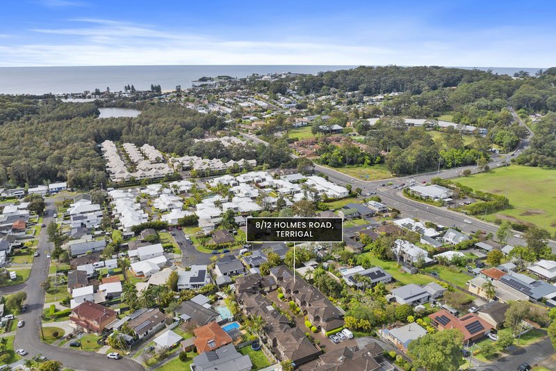 Photo - 8/12-14 Holmes Road, Terrigal NSW 2260 - Image 13