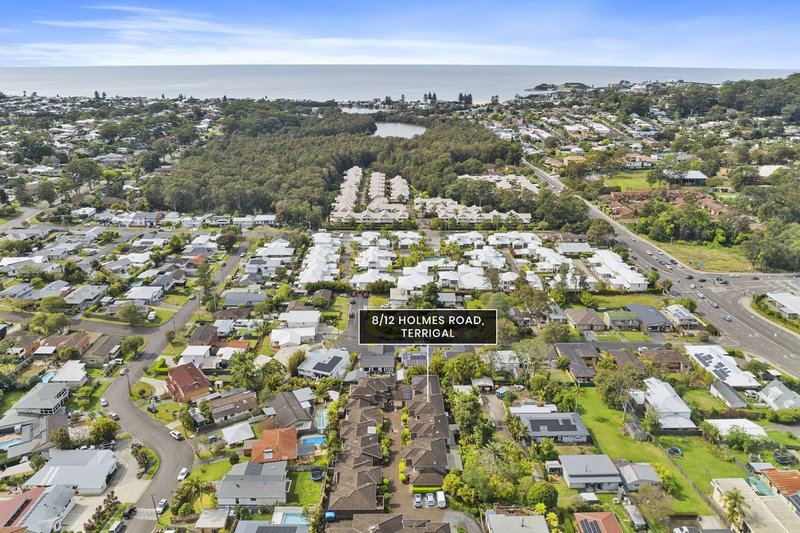 Photo - 8/12-14 Holmes Road, Terrigal NSW 2260 - Image 14