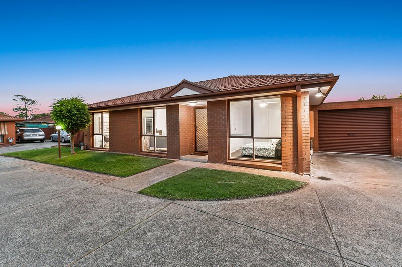 Photo - 8/12-18 Harold Road, Springvale South VIC 3172 - Image 3