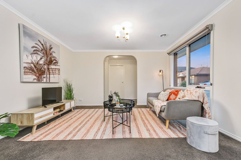 Photo - 8/12-18 Harold Road, Springvale South VIC 3172 - Image 4