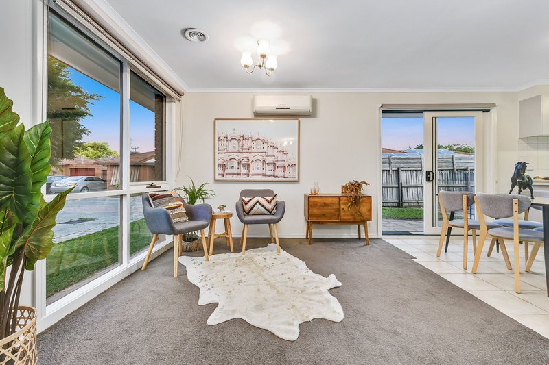 Photo - 8/12-18 Harold Road, Springvale South VIC 3172 - Image 8