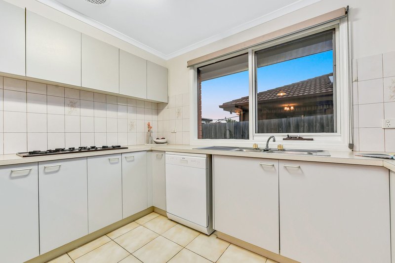 Photo - 8/12-18 Harold Road, Springvale South VIC 3172 - Image 13