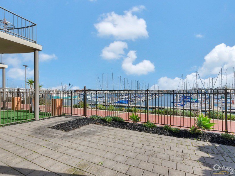 Photo - 8/12 Arcadia Court, North Haven SA 5018 - Image 2