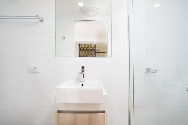 Photo - 8/12 Bailey Street, New Farm QLD 4005 - Image 4