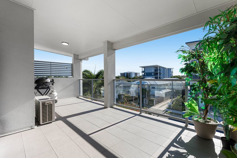 Photo - 8/12 Drayton Terrace, Wynnum QLD 4178 - Image 1