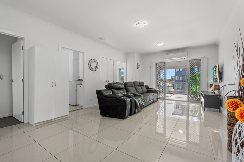 Photo - 8/12 Drayton Terrace, Wynnum QLD 4178 - Image 3