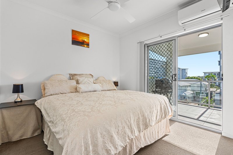 Photo - 8/12 Drayton Terrace, Wynnum QLD 4178 - Image 4