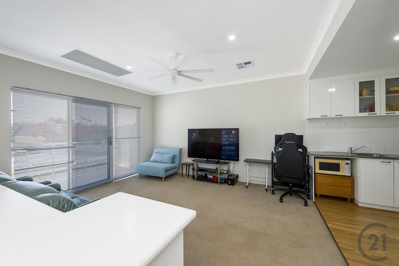 Photo - 8/12 Elizabeth Street, Mandurah WA 6210 - Image 3