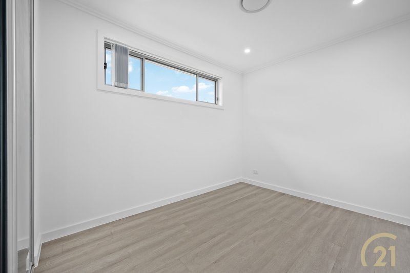 Photo - 8/12 Harold Street, Fairfield NSW 2165 - Image 3