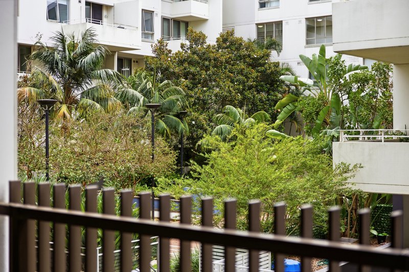 Photo - 8122/19 Amalfi Drive, Wentworth Point NSW 2127 - Image 11