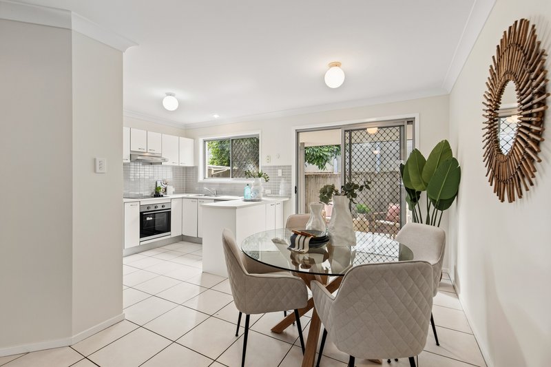 Photo - 81/2311 Logan Road, Eight Mile Plains QLD 4113 - Image 2