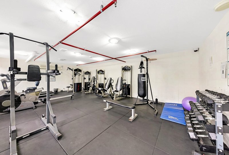 Photo - 812/33 Clark Street, Biggera Waters QLD 4216 - Image 12