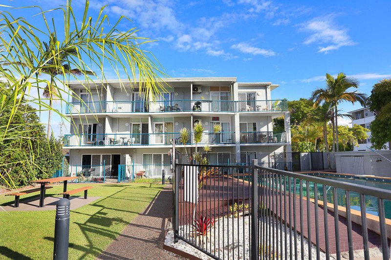Photo - 8/125 Frank Street, Labrador QLD 4215 - Image 11