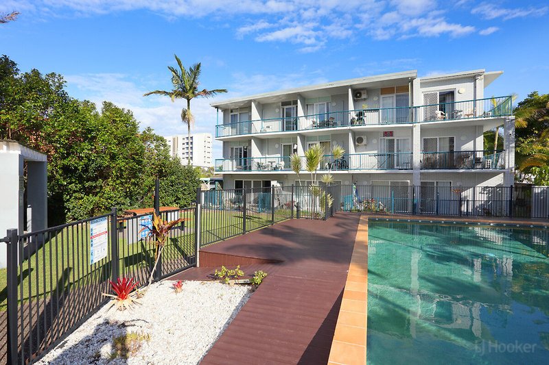 Photo - 8/125 Frank Street, Labrador QLD 4215 - Image 12