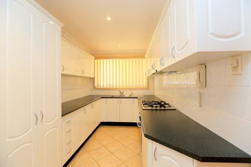 Photo - 8/125 Rex Road, Georges Hall NSW 2198 - Image 3