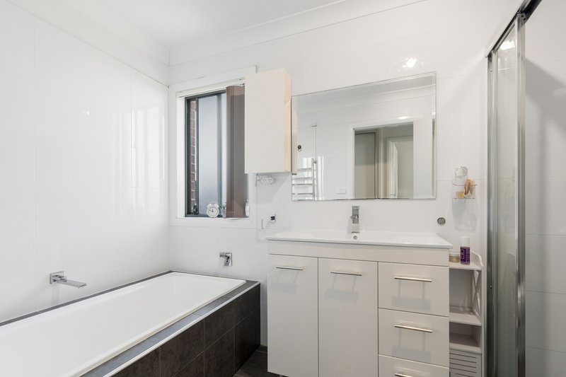 Photo - 8/126 Kanahooka Road, Kanahooka NSW 2530 - Image 6