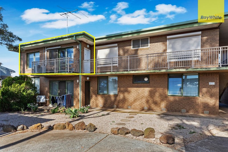 8/128 East Esplanade, St Albans VIC 3021