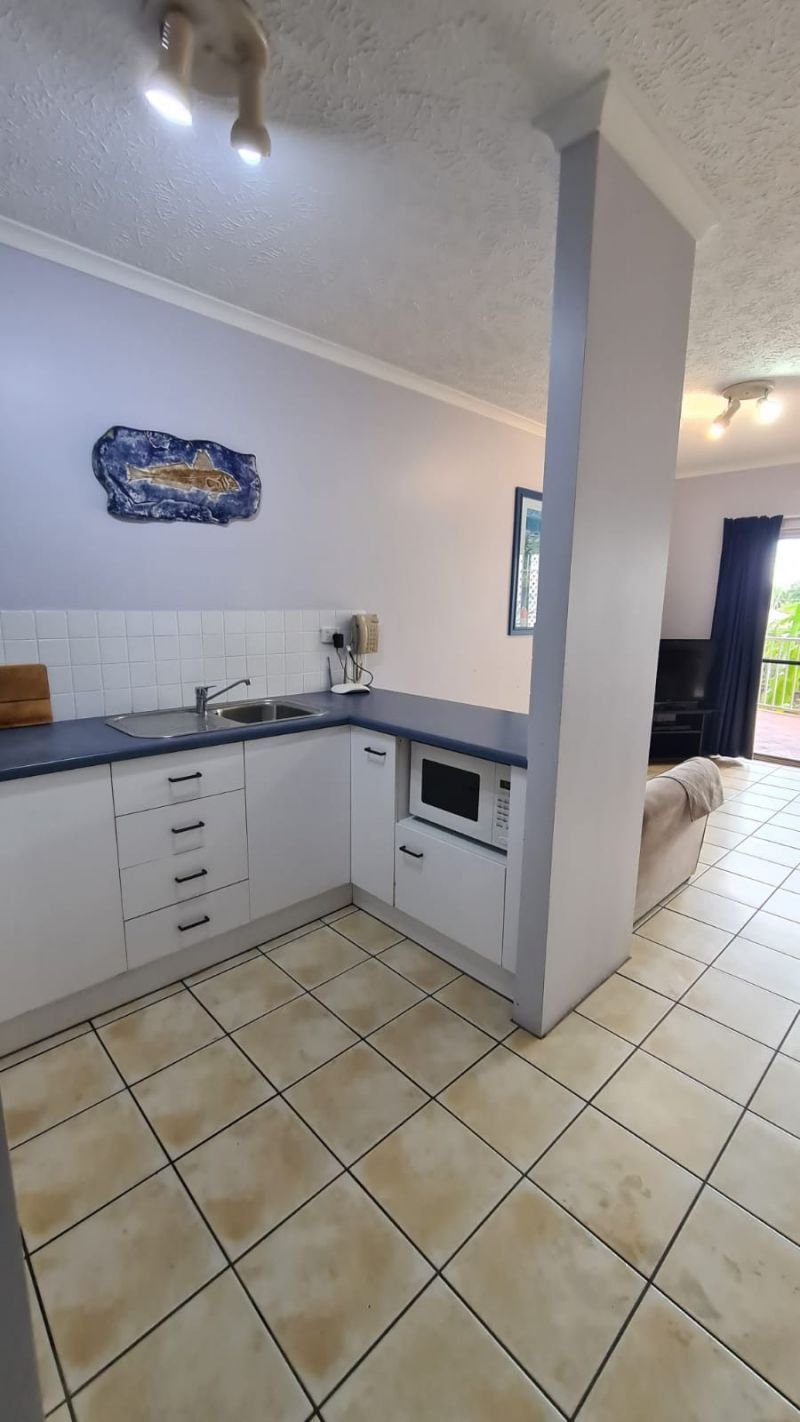 Photo - 8/129-135 Oleander Street, Holloways Beach QLD 4878 - Image 6