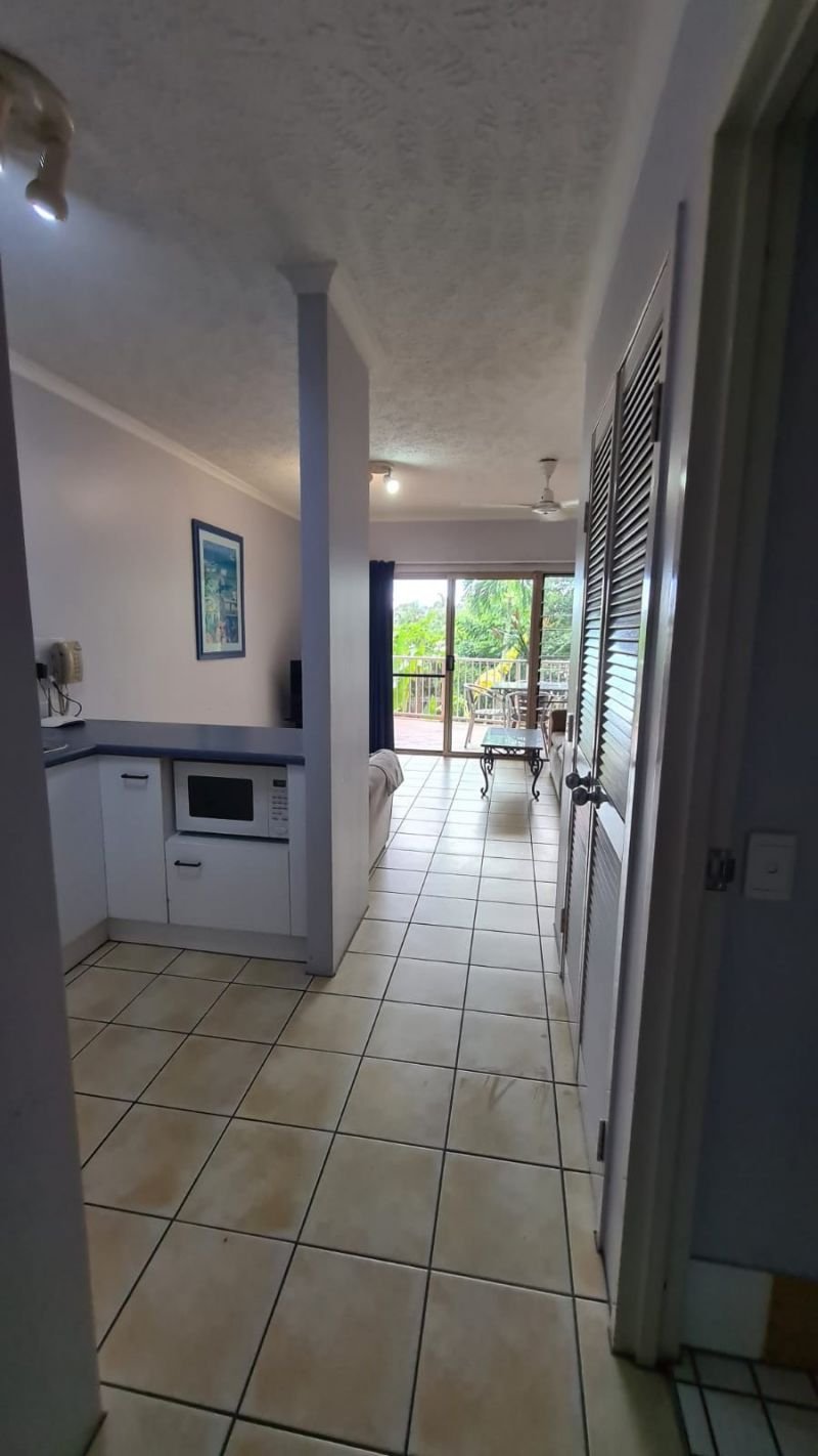 Photo - 8/129-135 Oleander Street, Holloways Beach QLD 4878 - Image 7