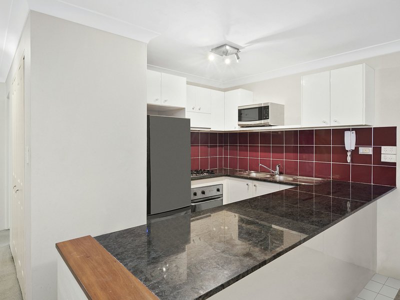 Photo - 8/13 Lagoon Street, Narrabeen NSW 2101 - Image 4