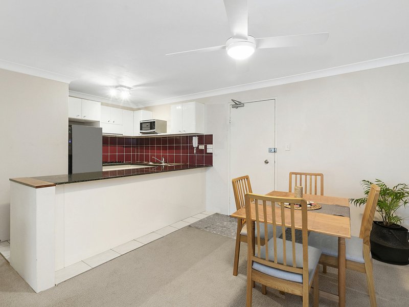 Photo - 8/13 Lagoon Street, Narrabeen NSW 2101 - Image 8