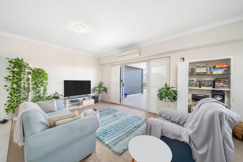 Photo - 8/13 Louis Street, Redcliffe QLD 4020 - Image 5