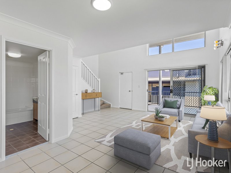 Photo - 8/13 Tramore Street, Margate QLD 4019 - Image 5