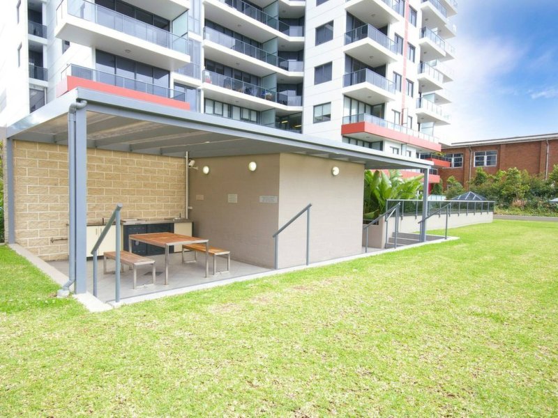 Photo - 813/1C Burdett Street, Hornsby NSW 2077 - Image 9