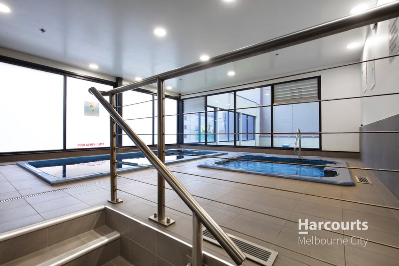 Photo - 813/250 Elizabeth Street, Melbourne VIC 3000 - Image 6