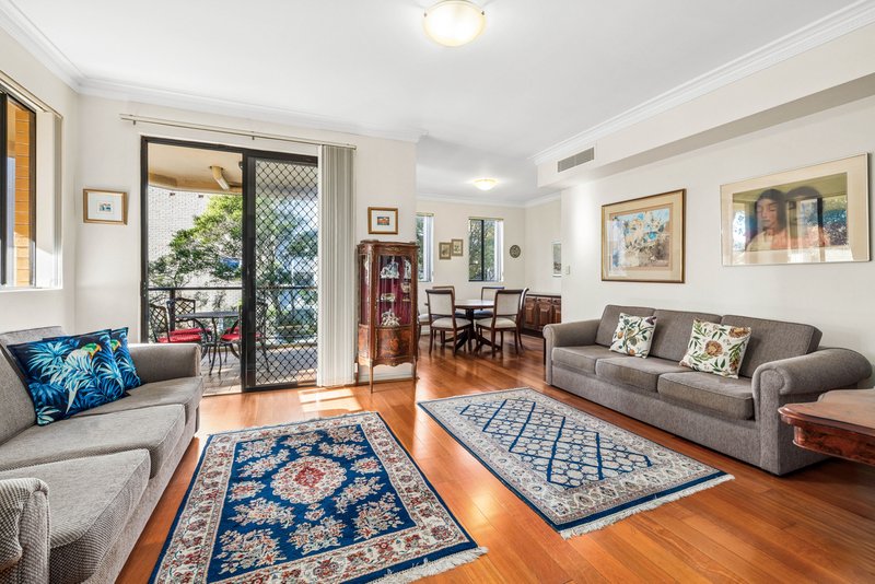 Photo - 8/134 Old South Head Road, Bellevue Hill NSW 2023 - Image 2