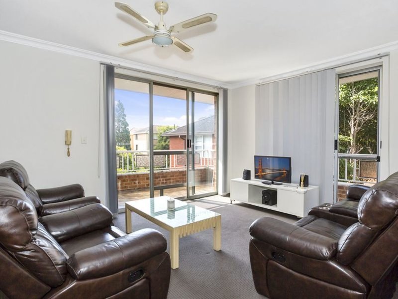 Photo - 8/14-16 Hercules Road, Brighton-Le-Sands NSW 2216 - Image 3