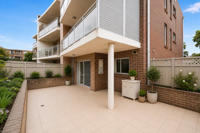 Photo - 8/14-18 Coleridge Street, Riverwood NSW 2210 - Image 1