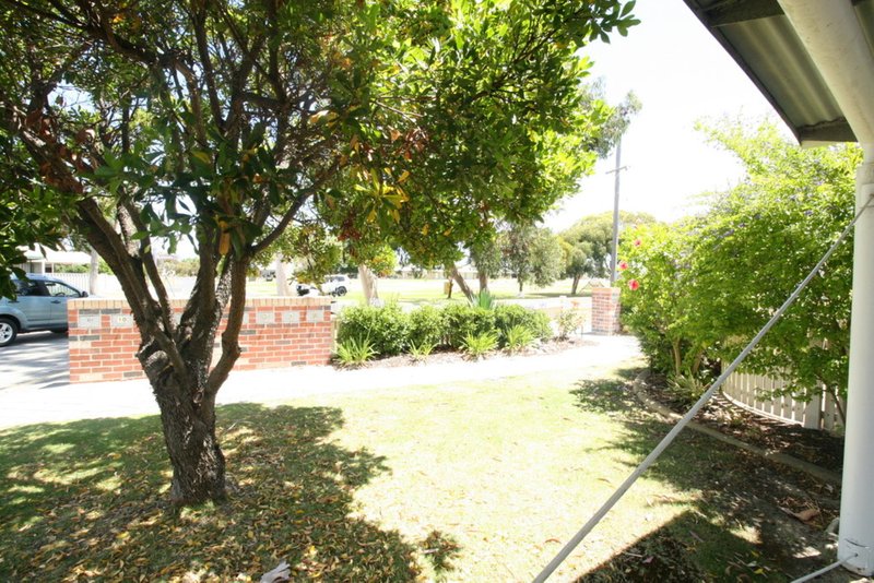 Photo - 8/14-18 Skewes Street, East Bunbury WA 6230 - Image 14