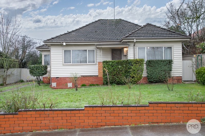 Photo - 814 Ligar Street, Soldiers Hill VIC 3350 - Image 1