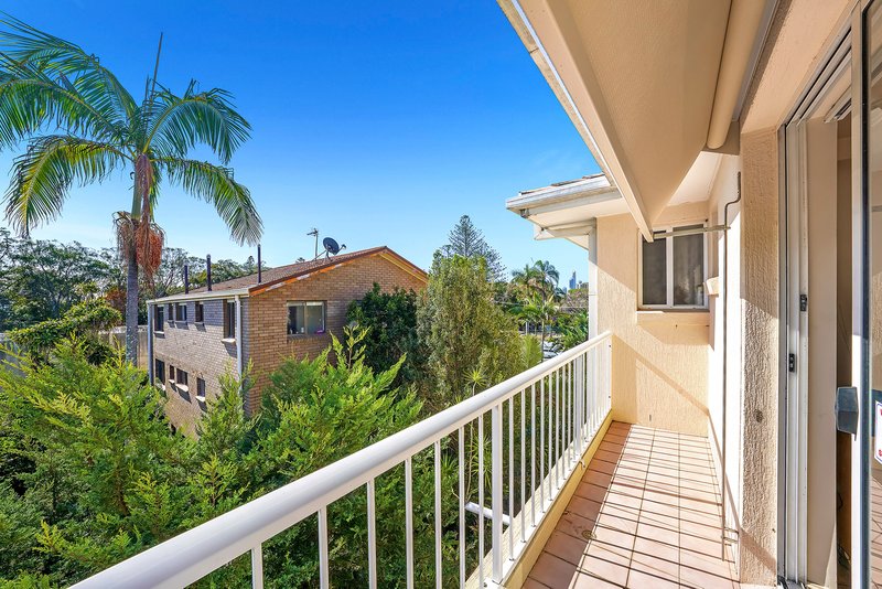 Photo - 8/14 Rosewood Avenue, Broadbeach QLD 4218 - Image 22