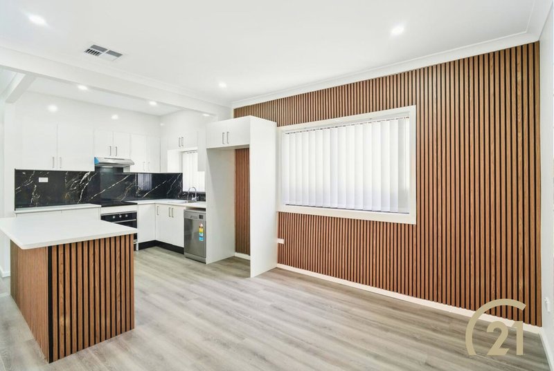 Photo - 814 The Horsley Drive, Smithfield NSW 2164 - Image 3