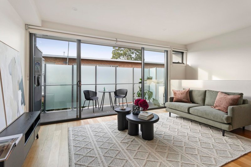Photo - 8/14 Vickery Street, Bentleigh VIC 3204 - Image 3