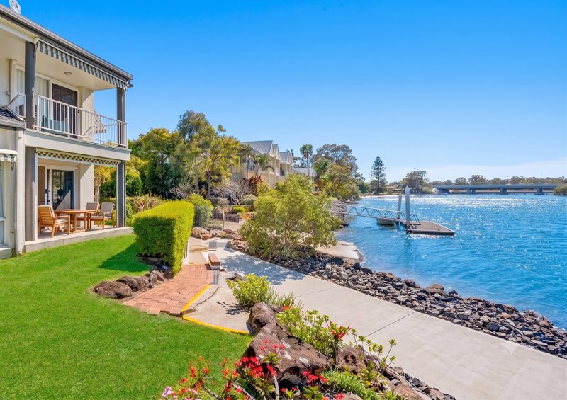 Photo - 8/14 Wilpark Crescent, Currumbin Waters QLD 4223 - Image 1