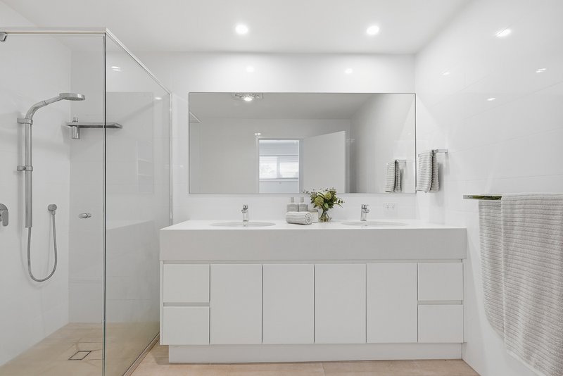 Photo - 8/14 Wilpark Crescent, Currumbin Waters QLD 4223 - Image 16