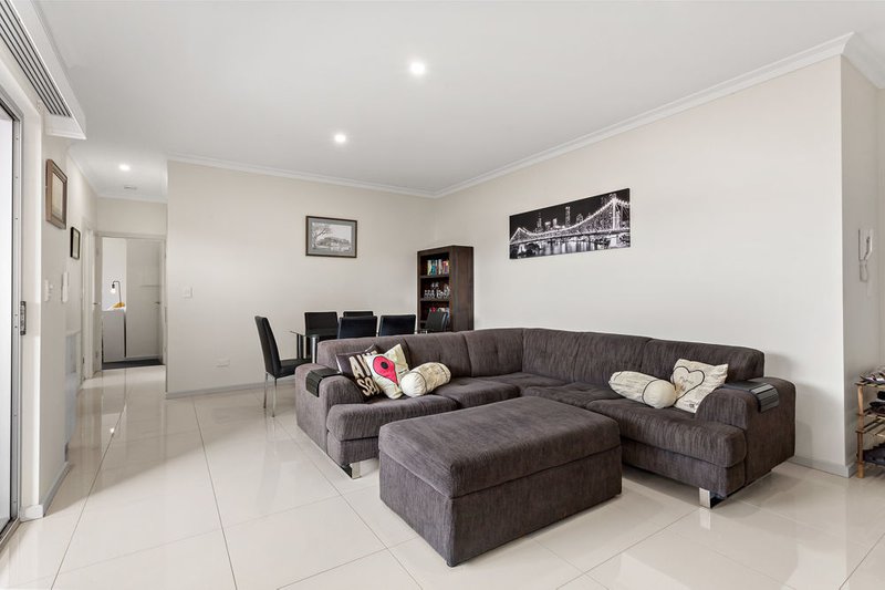 Photo - 8/142 Ridge Street, Northgate QLD 4013 - Image 6