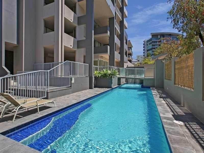 Photo - 8/147-153 Lambert Street, Kangaroo Point QLD 4169 - Image 9
