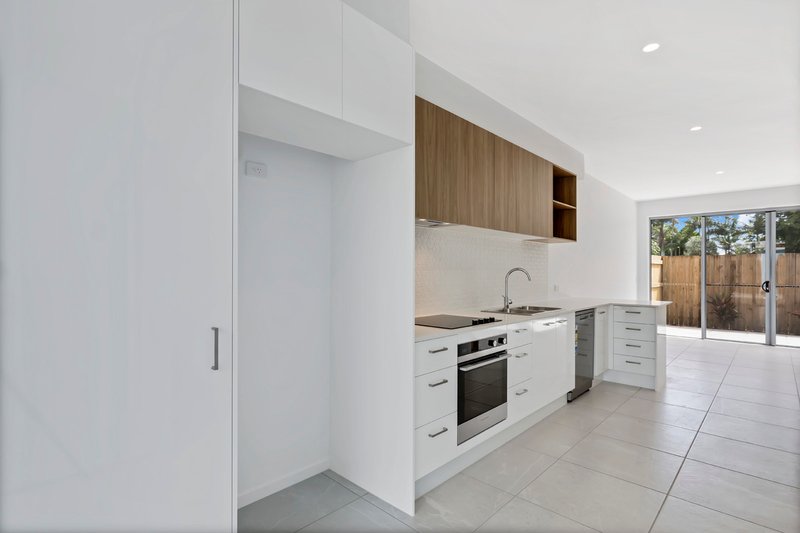 Photo - 8/15-17 Yinni Street, Maroochydore QLD 4558 - Image 3