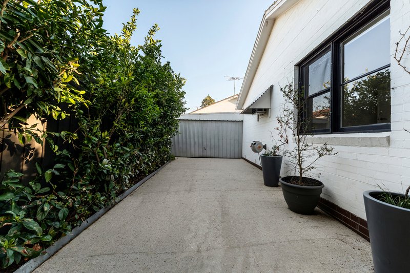 Photo - 8/15-19 Argus Street, Cheltenham VIC 3192 - Image 14