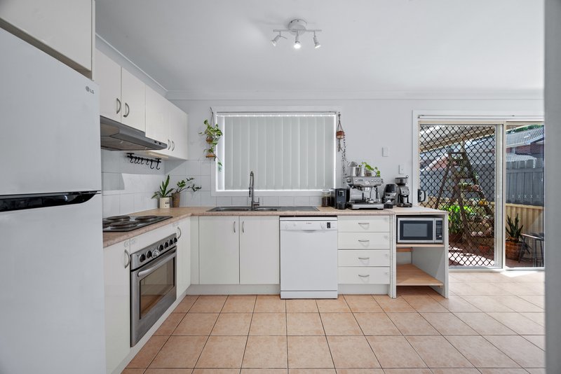 Photo - 8/15-19 Chapman Street, Werrington NSW 2747 - Image 6
