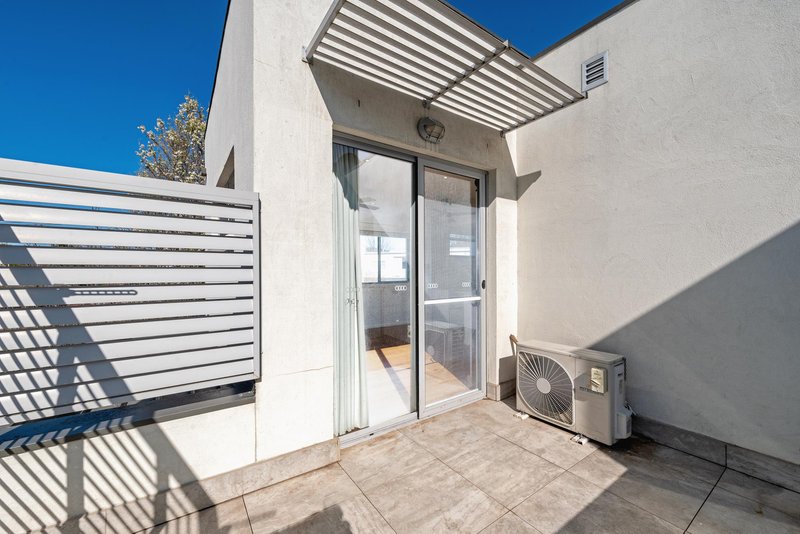 Photo - 8/15 Berrigan Crescent, O'Connor ACT 2602 - Image 12