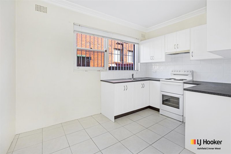 Photo - 8/15 Orpington Street, Ashfield NSW 2131 - Image 2