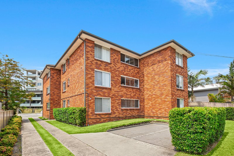 8/15 Robinson Street, Wollongong NSW 2500