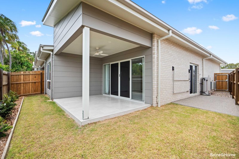 Photo - 8/15 Shell Street, Urangan QLD 4655 - Image 9